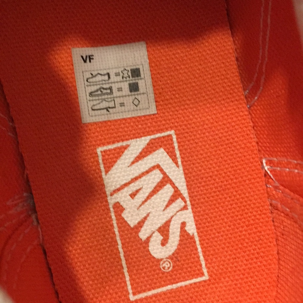 Vans Coral /Orange Fruit Print Sneakers Woman’s Size 6 - Picture 9 of 17
